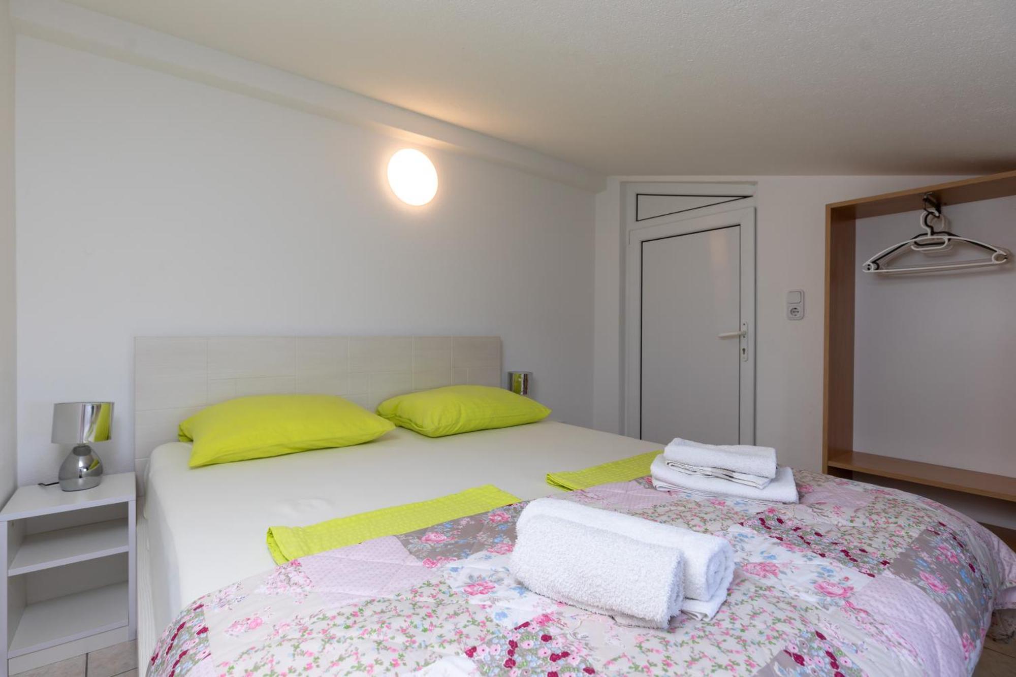 Apartments Lidija Matosevic Porec Exterior photo