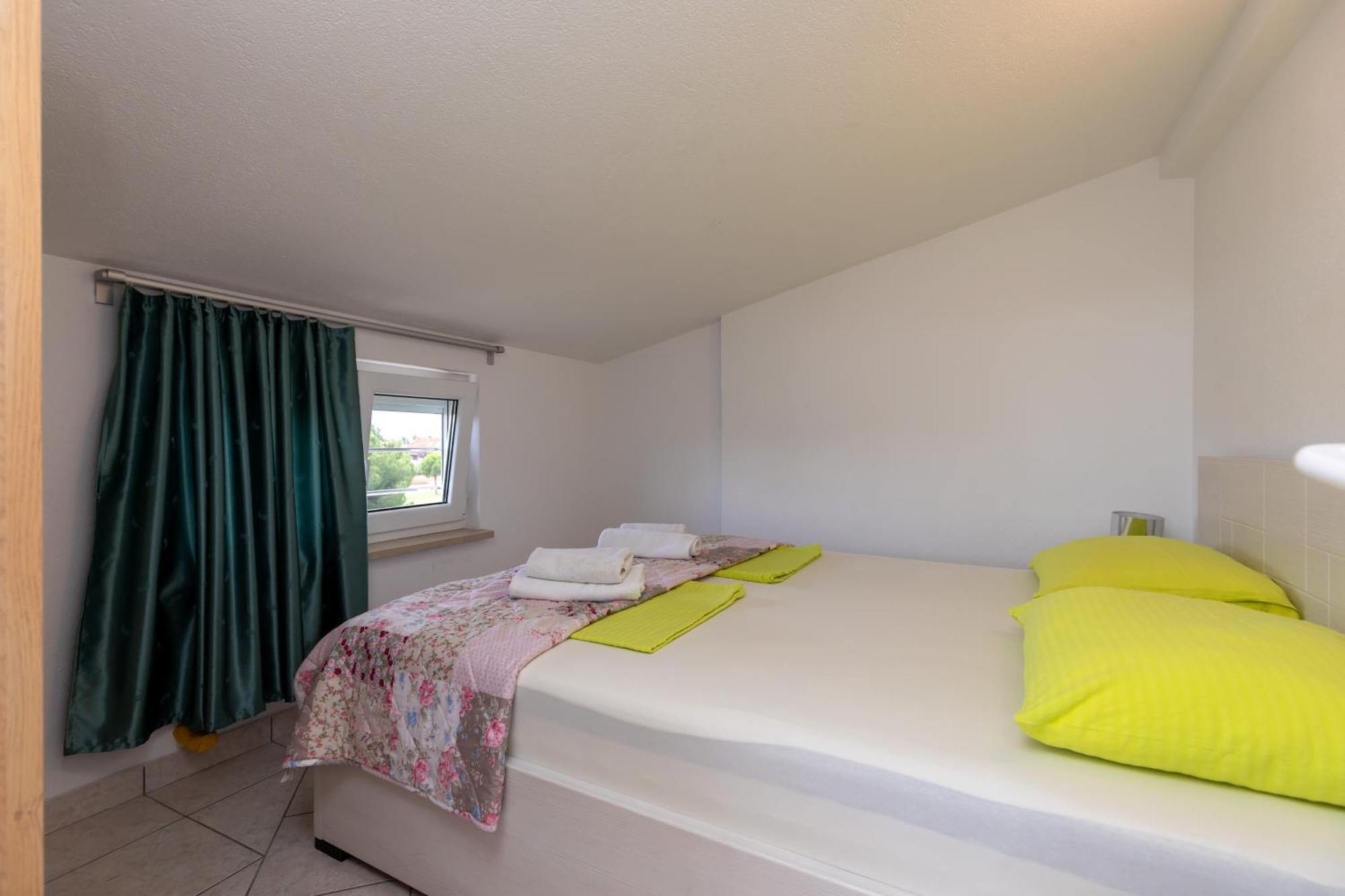 Apartments Lidija Matosevic Porec Exterior photo