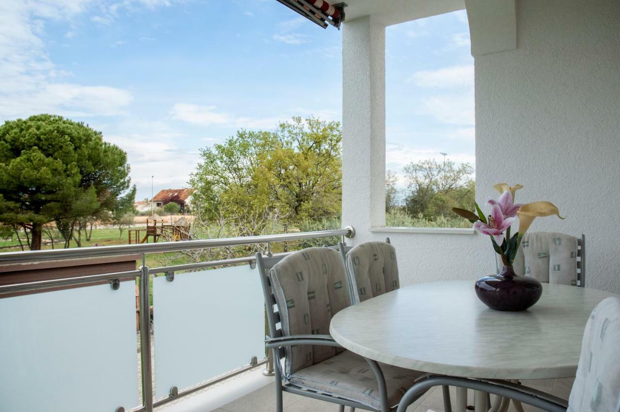 Apartments Lidija Matosevic Porec Exterior photo