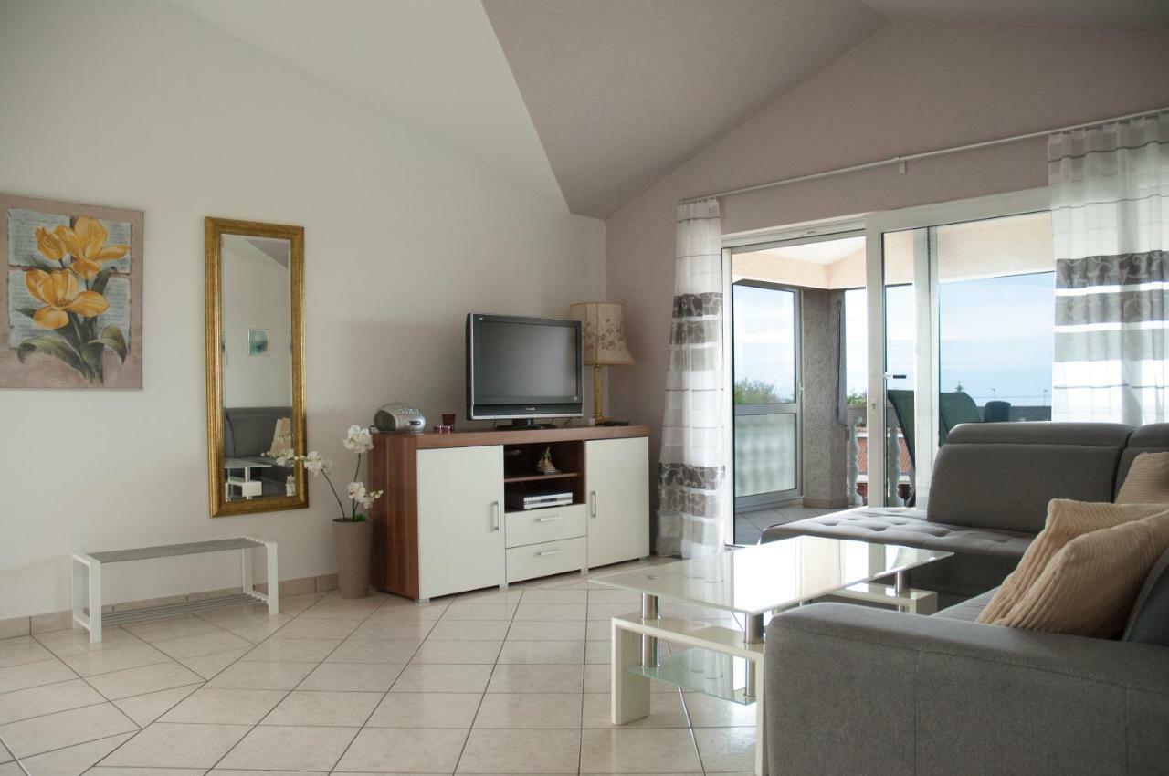 Apartments Lidija Matosevic Porec Exterior photo